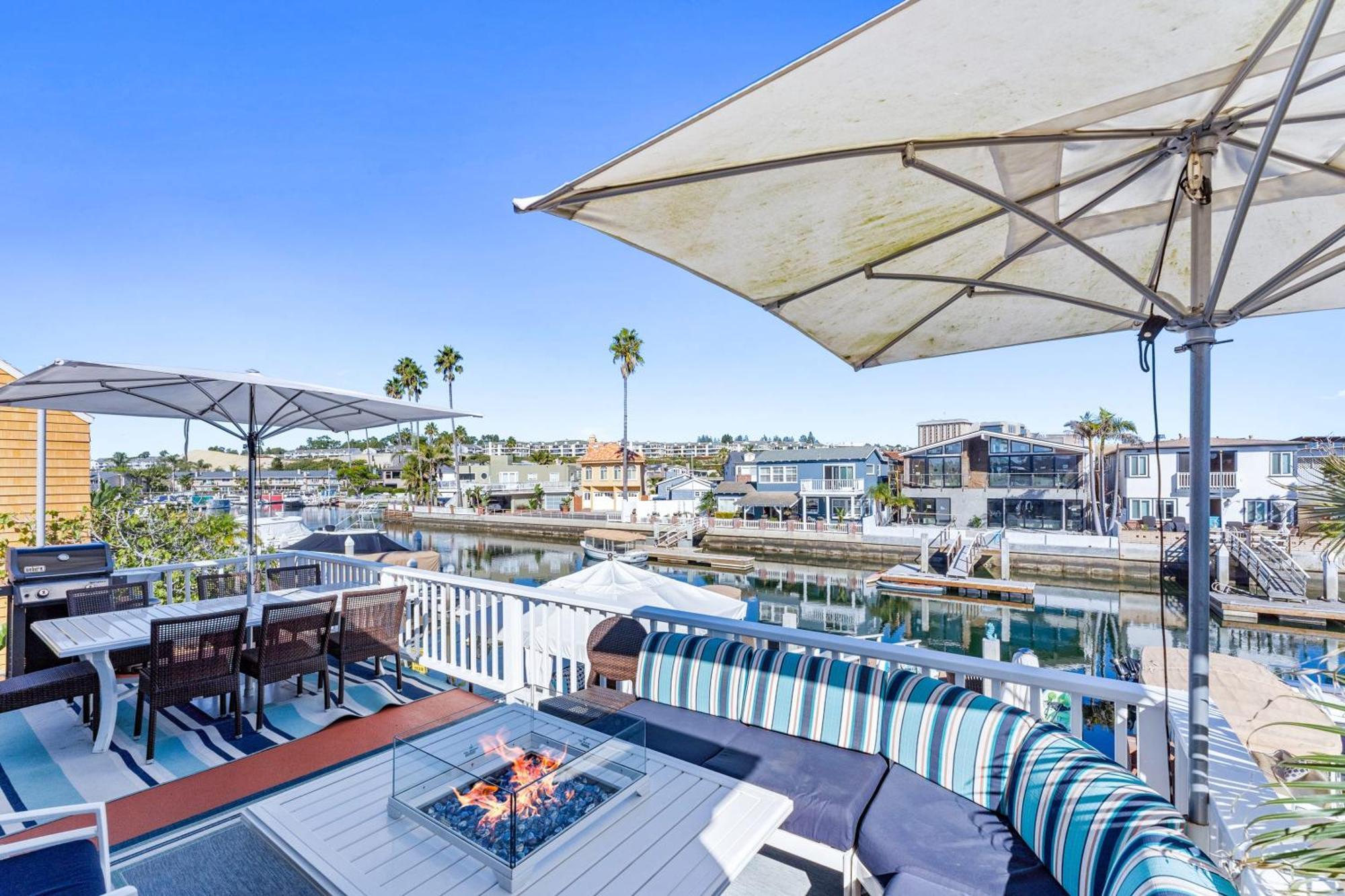 Stunning Bayview Home With Epic Waterfront Views! Newport Beach Exteriör bild